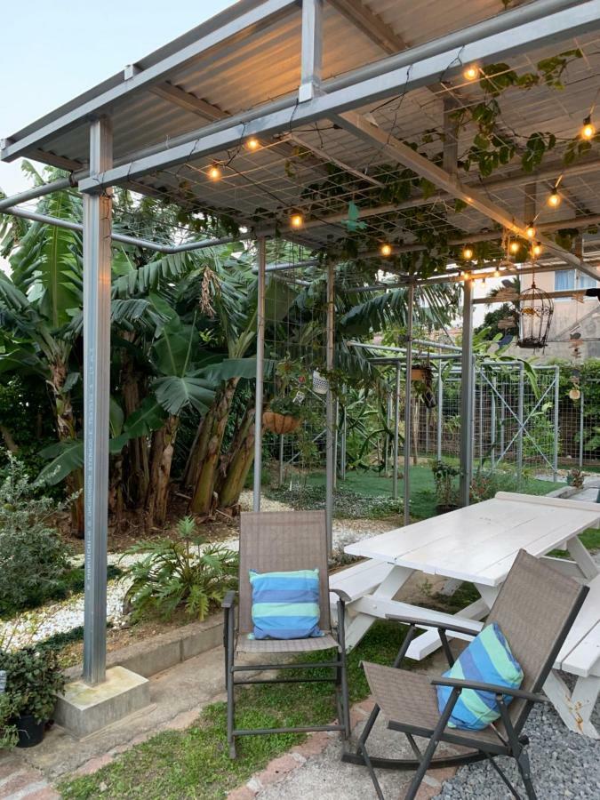 Hacobune Tinyhouse Onna Exterior photo